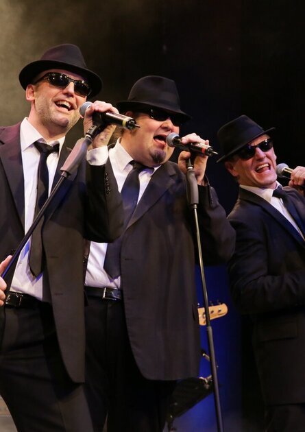 MEN IN BLACK