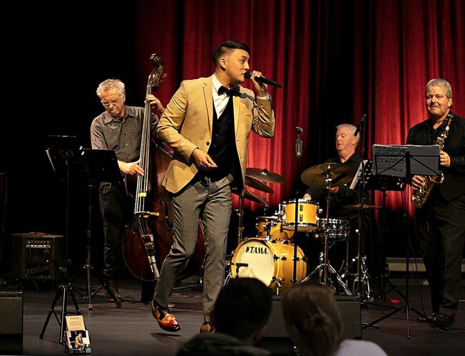 Akio Le & Band - My Nat King Cole Story Galerie 1