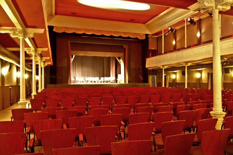 Stadttheater Heide - Saal 1 Galerie 1